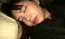 Japanse amateurmeisjes worden gebruut in deze zelfgemaakte video